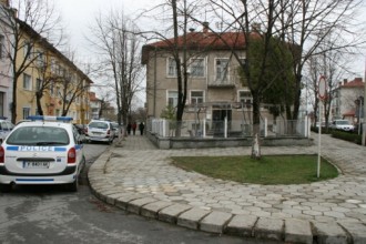 polise11[1]